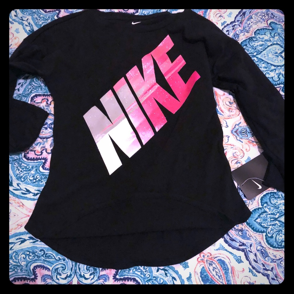NWT Nike Girl’s Top 6X